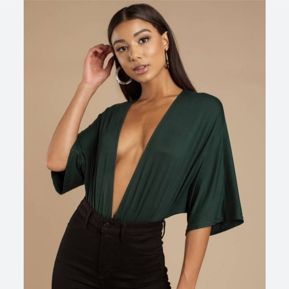 Tobi deep plunge bodysuit - Picture 1 of 7